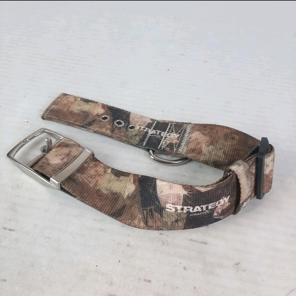 Vibrant Life Strategy Graph x Camo Adjustable Metal Collar for Dogs Large 28"